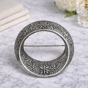 Vintage EMMONS Signed Flower Brushed Silver Tone Brooch Scarf Estate Pin Retro